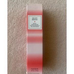 European Wax Center Oh My Brow Highlighter Pearl